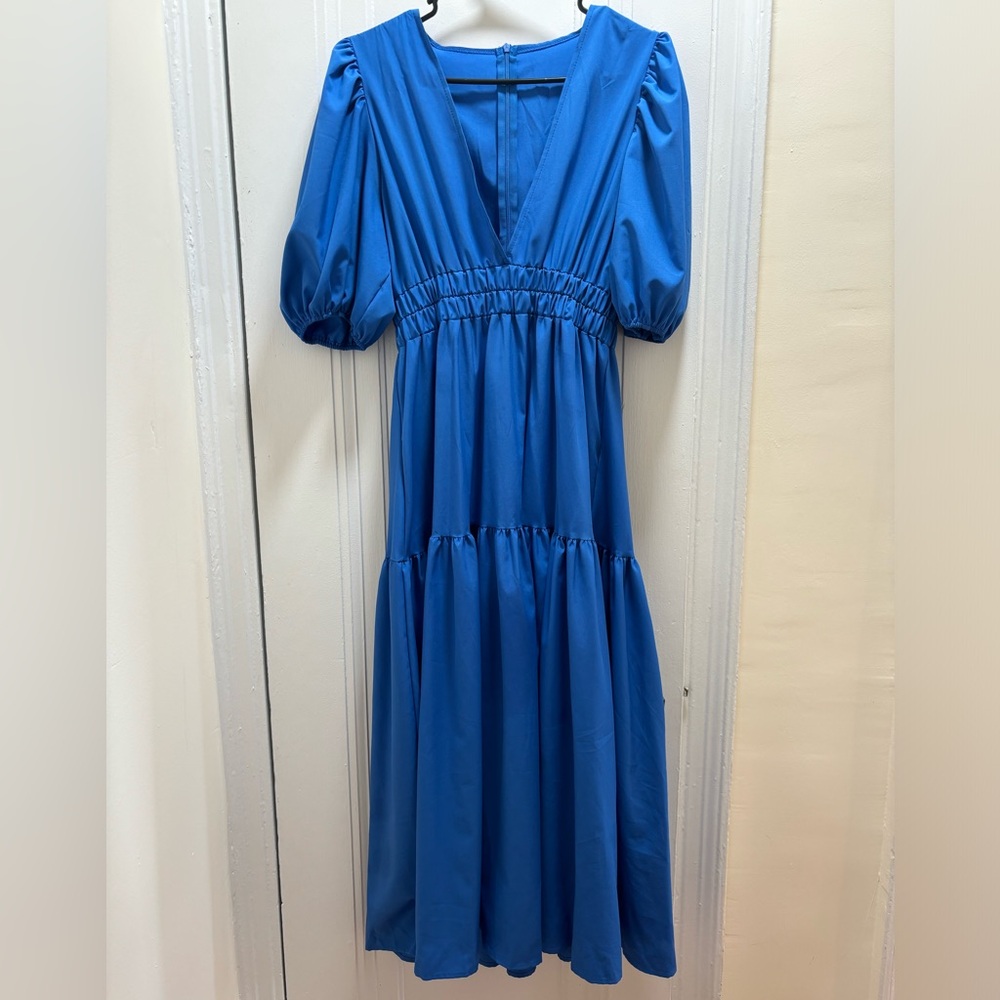 Cobalt blue puff-sleeve dress